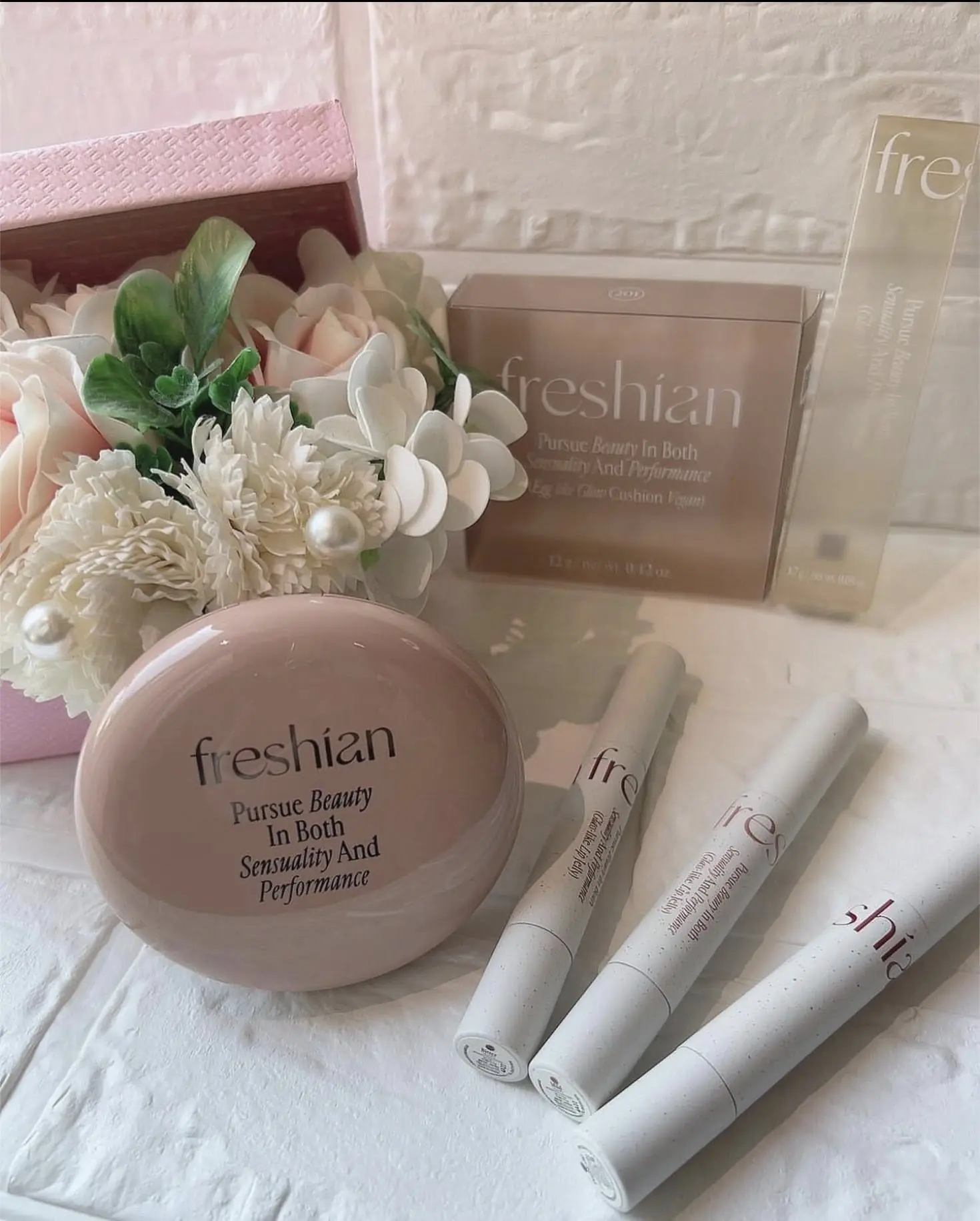 Freshian Egg-like Cover Cushion (Vegan) 201